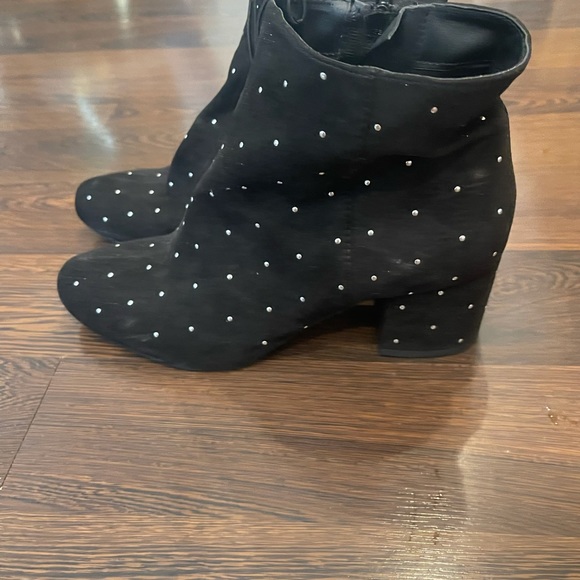 Black Boots with Silver Studs - Picture 2 of 7